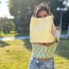 Borsa Mini-SAC Pelle Lucida Effetto Pitone Giallo Pastello