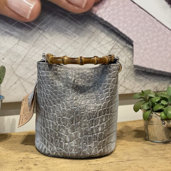 Borsa Mini-Sac Pelle Opaca Stampa Cocco Azzurro Ghiaccio e Polvere